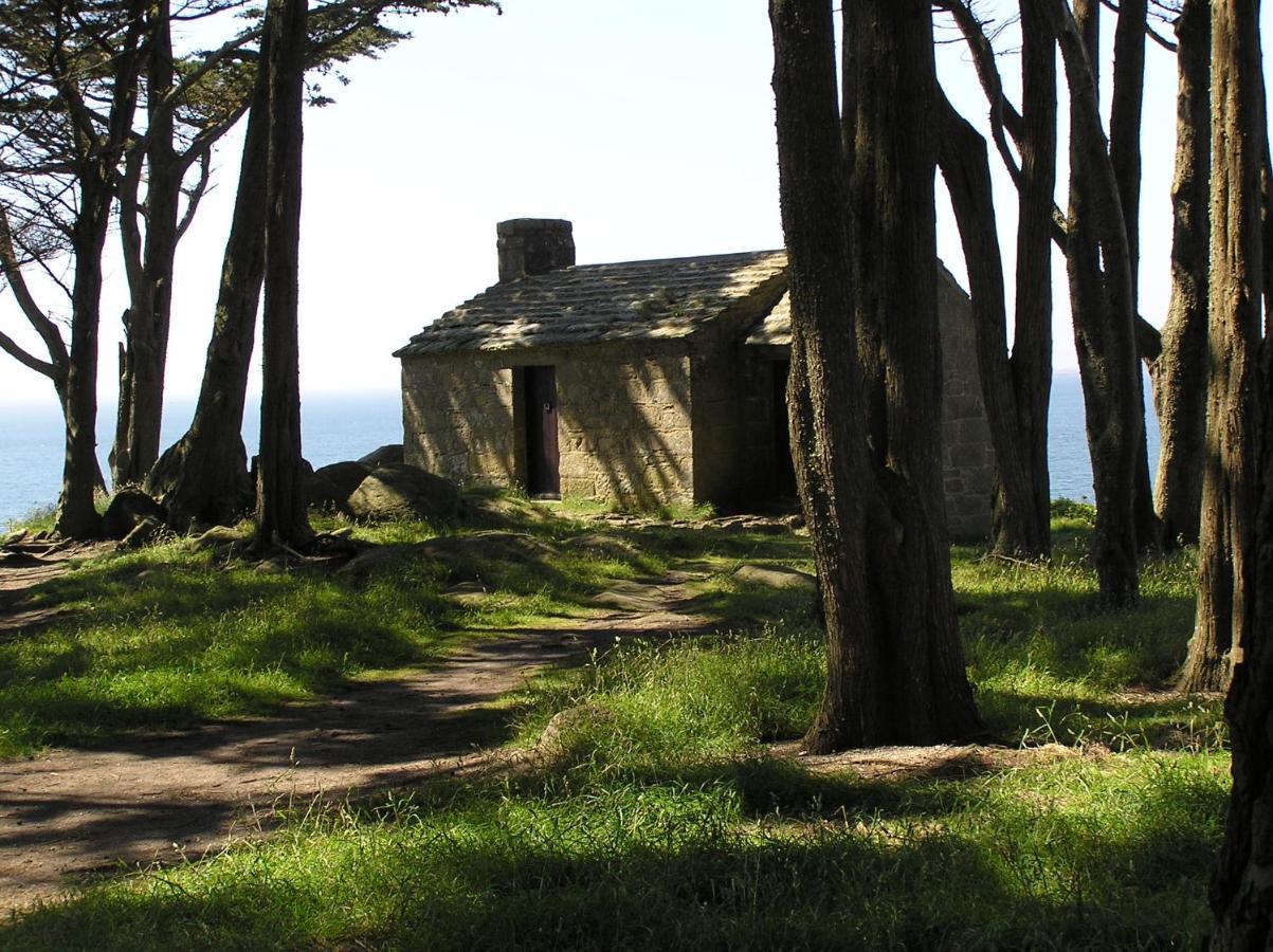 En Bretagne, villa de 2 à 8 pers , meublé de tourisme 3 étoiles nichée dans un écrin de verdure à 2500m de la plage Ploumilliau Exterior foto